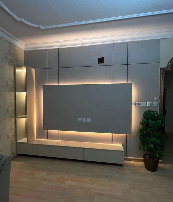 ديكورات شاشة من لمسة لون